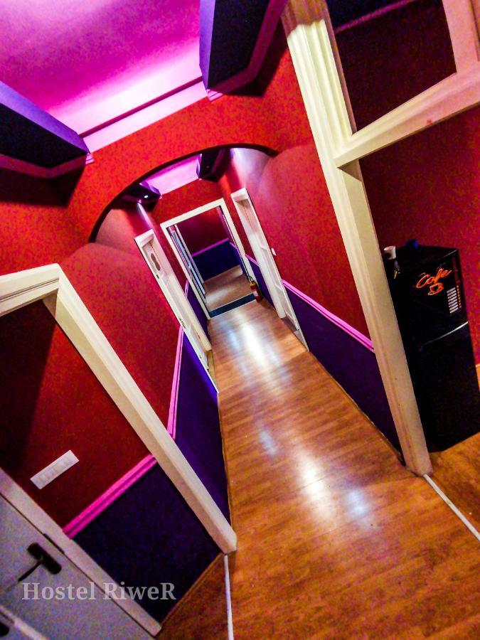 Hostel Riwer Rijeka Exteriör bild