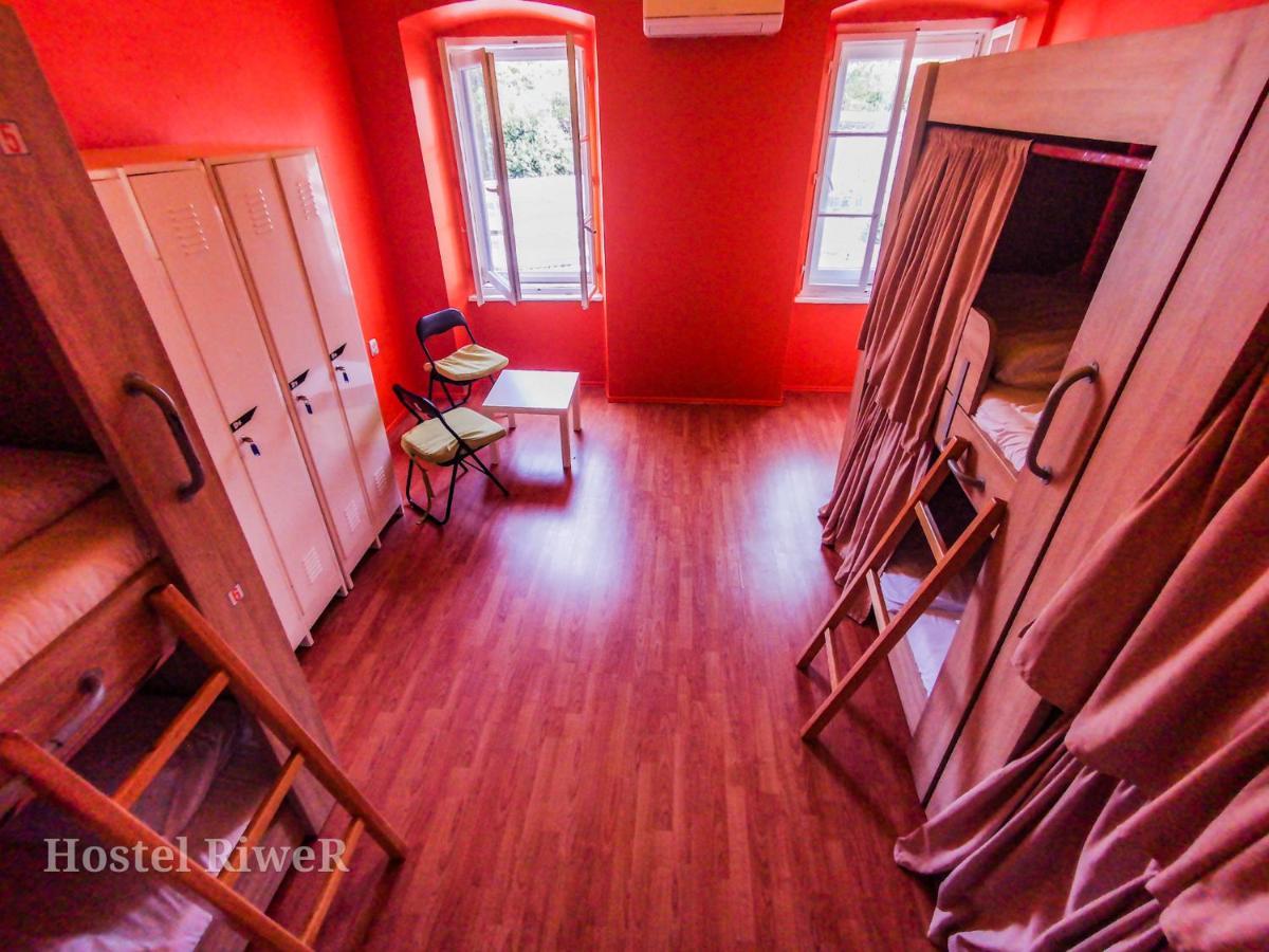 Hostel Riwer Rijeka Exteriör bild