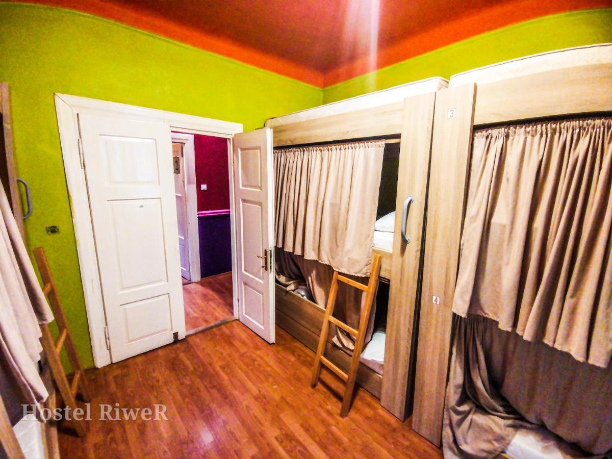 Hostel Riwer Rijeka Exteriör bild
